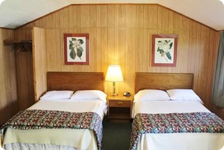 motels near lake george